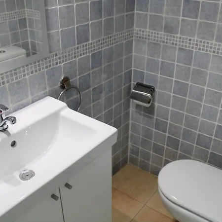 Estudio Primera Linea De Mar Con Piscina Y Parking アパート